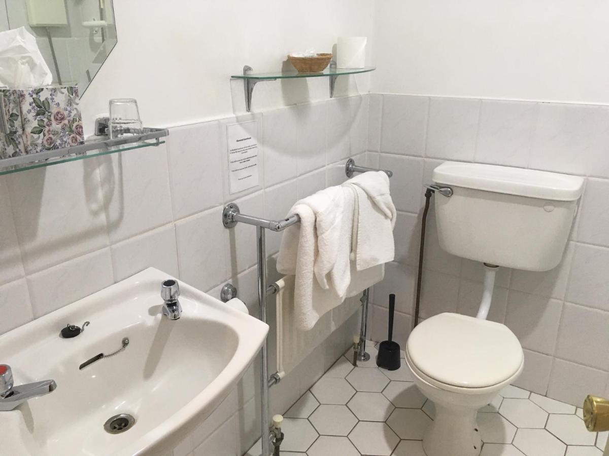 Glenwood House Hotel Carrigaline Ngoại thất bức ảnh