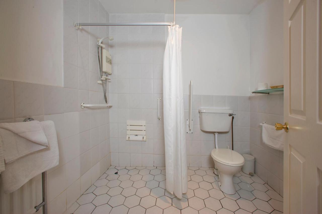 Glenwood House Hotel Carrigaline Ngoại thất bức ảnh
