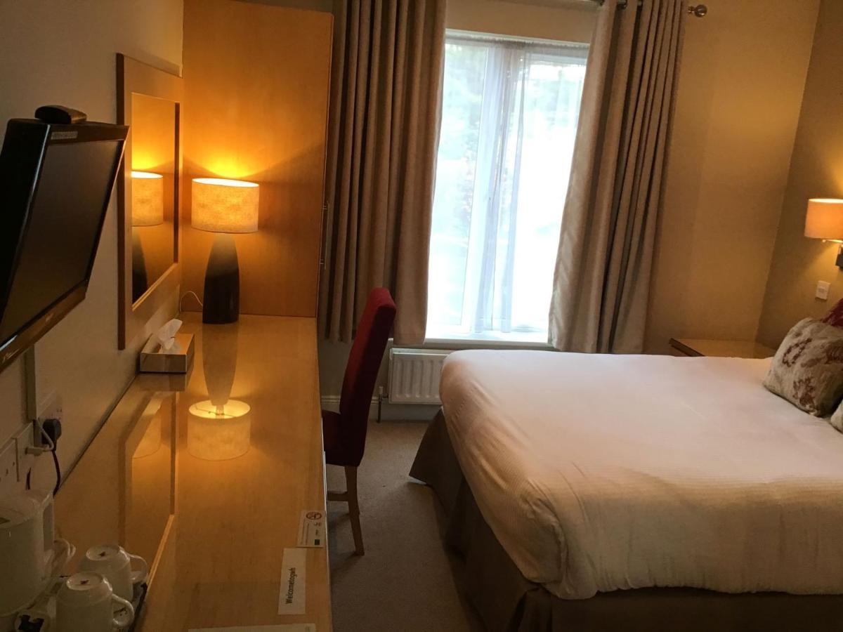 Glenwood House Hotel Carrigaline Ngoại thất bức ảnh