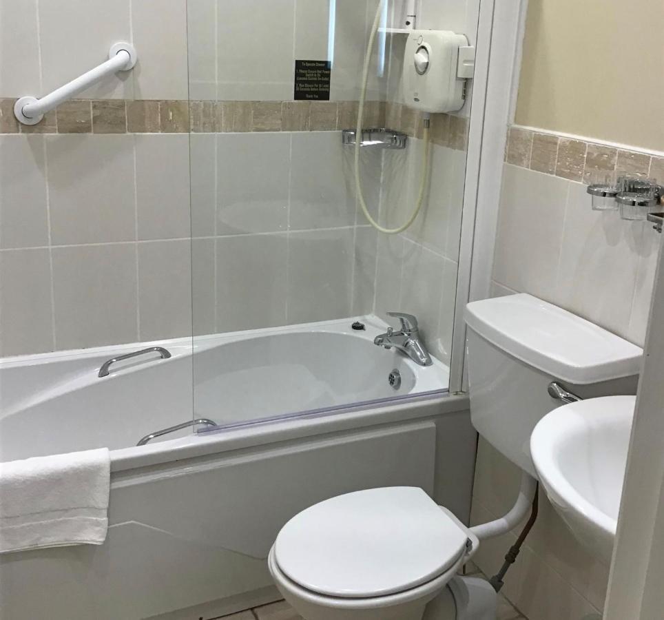 Glenwood House Hotel Carrigaline Ngoại thất bức ảnh